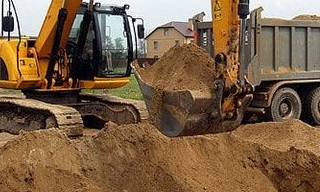 Выкопать яму экскаватором в Лыткарино от 932 руб. - ИП Садыков В. Р.