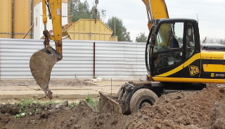Выкопать яму экскаватором в Лыткарино от 932 руб. - ИП Садыков В. Р.